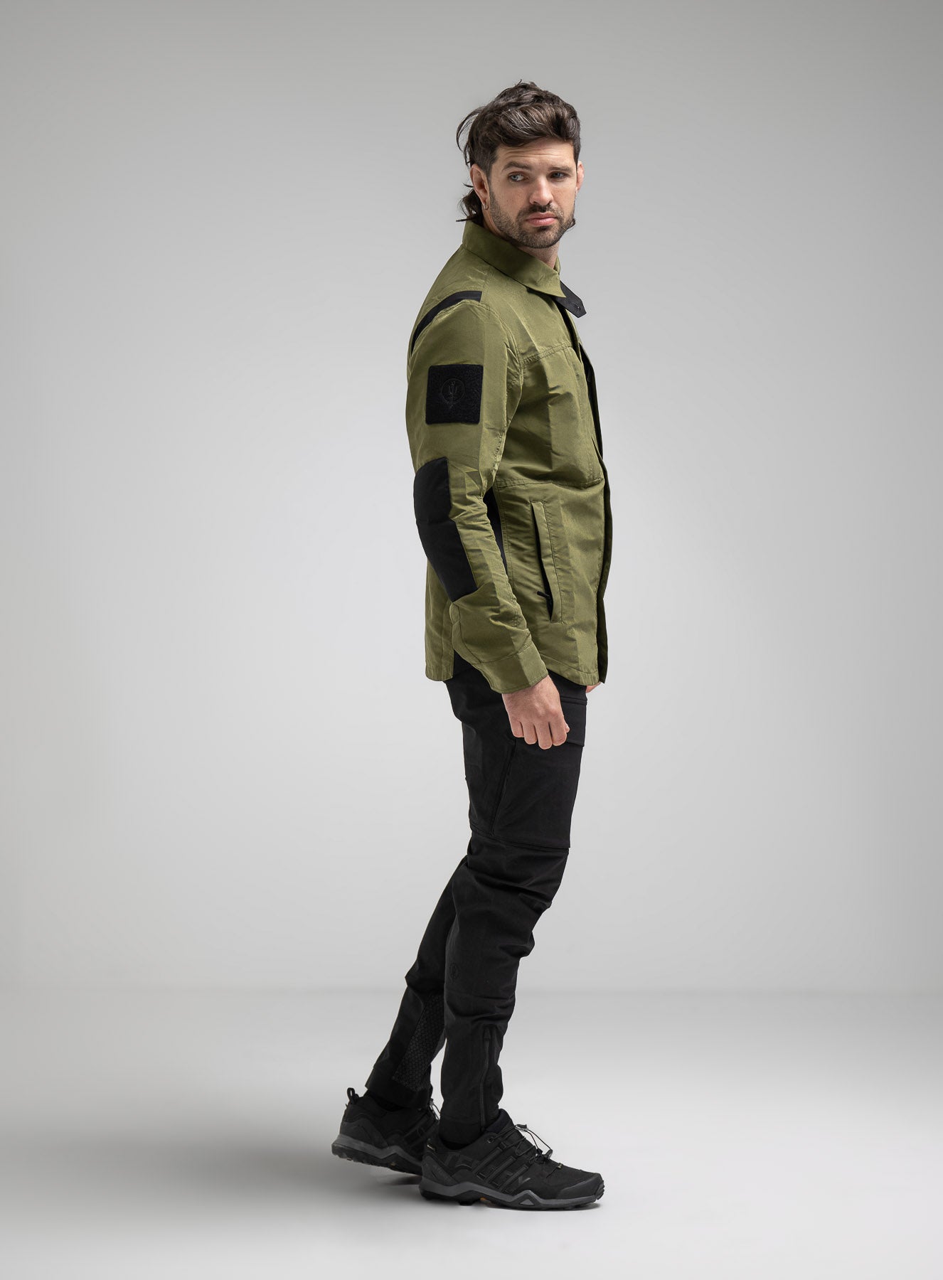 HYBRID JACKET